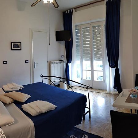 Le Midi Versilia Lido di Camaiore Exterior photo
