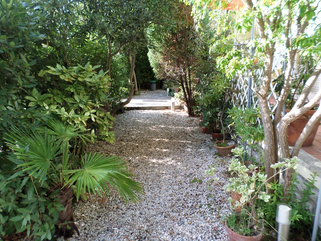Le Midi Versilia Lido di Camaiore Exterior photo