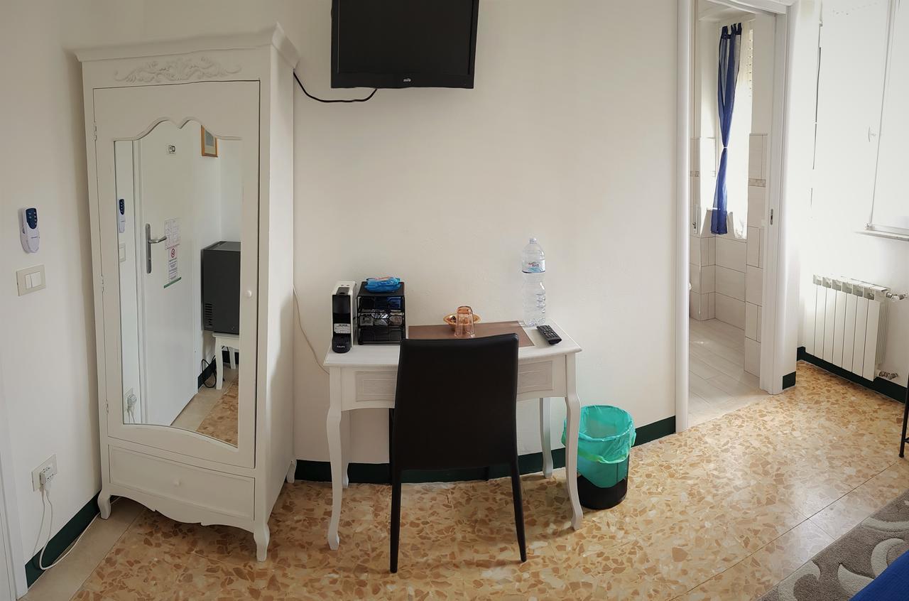 Le Midi Versilia Lido di Camaiore Exterior photo